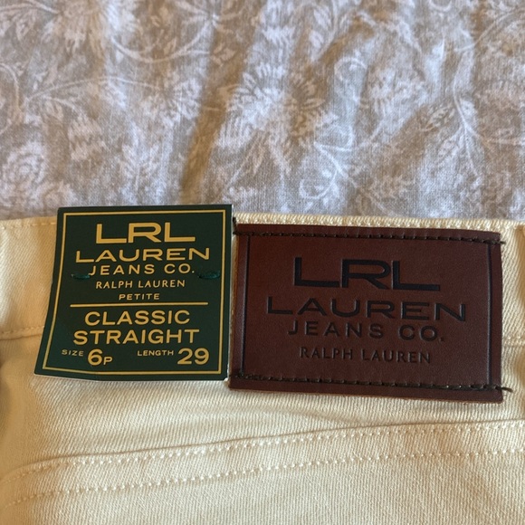 Ralph Lauren Cream Colored Classic Straight Size 6P/29” Length Jeans - Picture 4 of 7